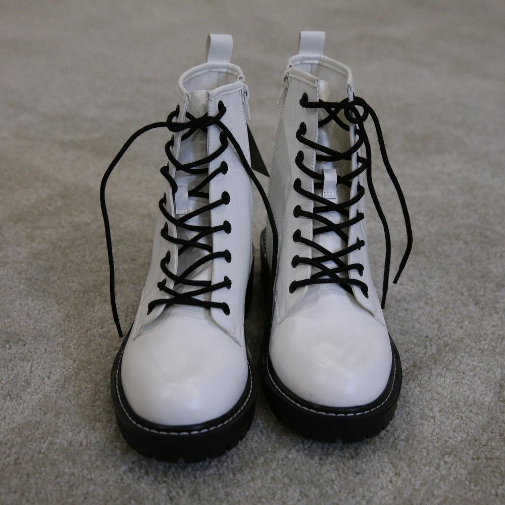 NWT F21 White Combat Boots - 10 WIDE